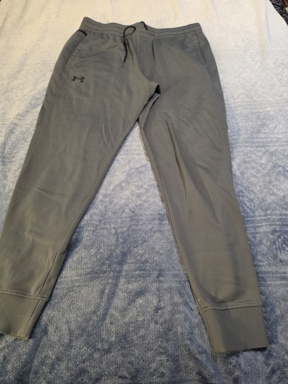 Under Armour Men's Grey Jogger Sweatpants